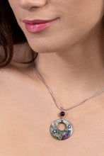 Load image into Gallery viewer, Shimmering Amethyst Gilnith Decent necklace