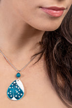 Load image into Gallery viewer, Lagoon Blue Nothrilien Diva necklace