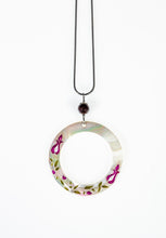 Load image into Gallery viewer, Fuchsia Tuliphen Diva necklace