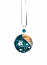 Load image into Gallery viewer, Lagoon Blue Gilnith Diva necklace