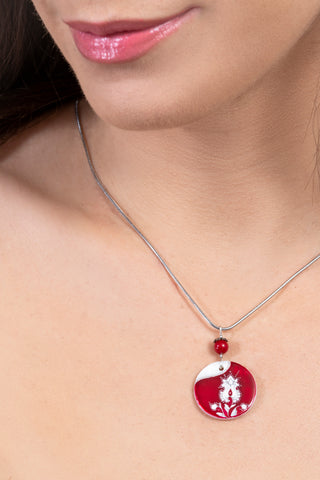 Cherry Red Tuliphen Decent necklace