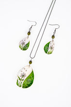 Load image into Gallery viewer, Lawn Green Tharaniel Diva set
