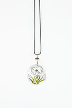 Load image into Gallery viewer, Dew Color Indiel Decent Necklace
