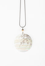 Load image into Gallery viewer, Mponlight Silver Spiralith Diva necklace
