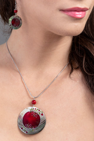 Solina Diva set with sun shaped pendant
