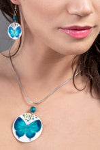 Load image into Gallery viewer, Lagoon Blue Laelleth Diva collection
