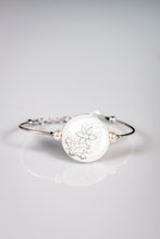 Load image into Gallery viewer, Moonlight Silver Gilnith Diva collection
